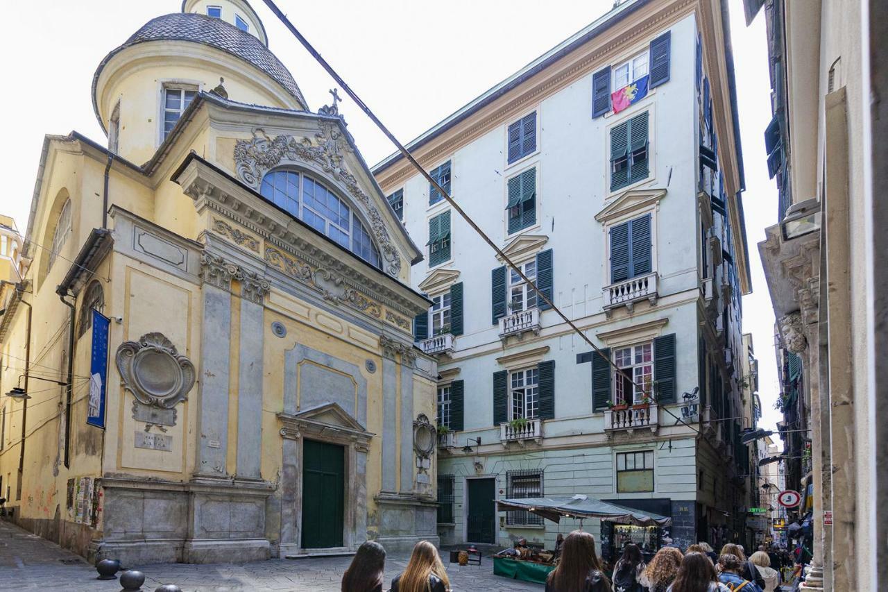 Wood And Stone Apartment In The Historical Center Genoa Ngoại thất bức ảnh